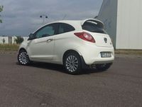 Gebraucht Ford Ka Titanium 94 PS (69 kW) 2010 Weiß metallic Kleinwagen