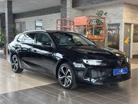 Gebraucht Opel Astra Elegance 131 PS (96 kW) 2024 Schwarz Kombi