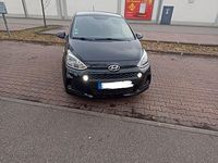 Gebraucht Hyundai i10 Select 67 PS (49 kW) 2018 Schwarz Kleinwagen