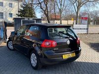 Gebraucht VW Golf V 75 PS (55 kW) 2003 Schwarz Kleinwagen