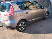 Gebraucht Renault Scénic III 131 PS (96 kW) 2011 Gold Van / Kleinbus