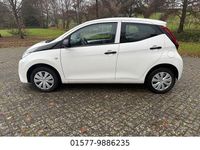 Gebraucht Toyota Aygo 72 PS (52 kW) 2021 Weiß Kleinwagen