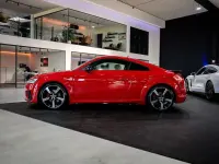 Gebraucht Audi TT Competition 197 PS (144 kW) 2020 Rot Coupé