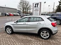 Usata Mercedes GLA200 136 CV (100 kW) 2014 Argento SUV