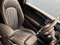 Usata Mini Cooper SE 135 kW (184 CV) 2020 Nero Utilitaria