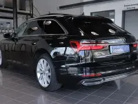 Gebraucht Audi A6 Sport 204 PS (150 kW) 2020 Mythosschwarz metallic Kombi