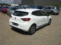 Gebraucht Renault Clio Equilibre 145 PS (106 kW) 2023 Arktisweiß Kleinwagen