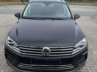 Gebraucht VW Touareg 262 PS (192 kW) 2016 Schwarz SUV