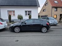 Gebraucht Opel Astra 140 PS (102 kW) 2013 Schwarz Limousine