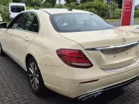Gebraucht Mercedes E200 150 PS (110 kW) 2019 Hellelfenbein Limousine