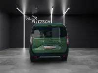 Gebraucht Ford Tourneo Courier Active 125 PS (91 kW) 2025 Bursting greenbursting green Van / Kleinbus