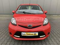 Gebraucht Toyota Aygo Cool 68 PS (50 kW) 2012 Rot Kleinwagen
