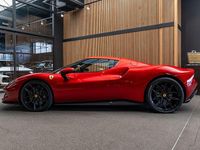 Gebraucht Ferrari 296 663 PS (487 kW) 2023 Rot