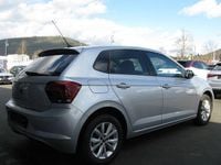 Gebraucht VW Polo Highline 110 PS (80 kW) 2021 Reflexsilber metallic (metallic) Limousine