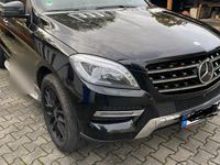 Gebraucht Mercedes ML350 258 PS (189 kW) 2014 Schwarz SUV