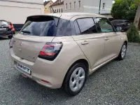 Gebraucht Suzuki Swift Comfort 83 PS (61 kW) 2024 Caravan ivory pearl Kleinwagen