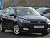 Gebraucht Hyundai i20 Classic 84 PS (61 kW) 2018 Schwarz Limousine