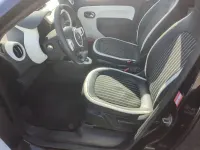 Gebraucht Renault Twingo Techno 60 kW (82 PS) 2023 Schwarz (blackpearlschwarz) Kleinwagen
