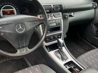 Gebraucht Mercedes C180 142 PS (104 kW) 2003 Silber Coupé