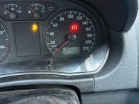 Usado VW Polo 63 HP (46 kW) 2004 Prateado Citadino