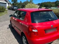 Gebraucht Skoda Fabia 60 PS (44 kW) 2010 Rot Kleinwagen