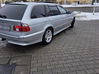 Gebraucht BMW 530 193 PS (141 kW) 2001 Grau Kombi