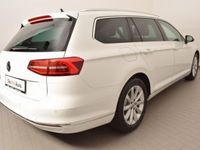 Gebraucht VW Passat Highline 150 PS (110 kW) 2019 Weiß Kombi