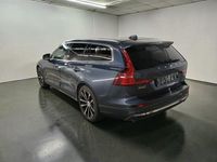 Gebraucht Volvo V60 Core 349 PS (256 kW) 2023 Blau Kombi