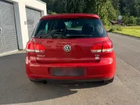 Gebraucht VW Golf VI Style 105 PS (77 kW) 2011 Rot Kleinwagen