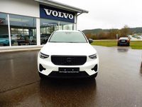 Gebraucht Volvo XC40 Plus 197 PS (144 kW) 2025 Crystal white / metallic SUV