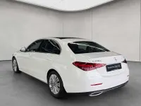 Gebraucht Mercedes C220 Avantgarde 200 PS (147 kW) 2025 Polarweiß Limousine