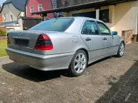 Gebraucht Mercedes C180 122 PS (89 kW) 1998 Silber Limousine