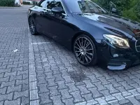 Gebraucht Mercedes E200 Premium 184 PS (135 kW) 2018 Schwarz Cabrio