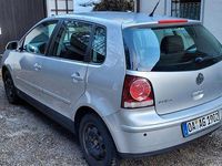 Gebraucht VW Polo Comfortline 75 PS (55 kW) 2005 Silber Kleinwagen