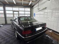Gebraucht BMW 730 Basis 217 PS (159 kW) 1995 Schwarz Limousine