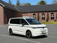 Usata VW Multivan Style 150 CV (110 kW) 2023 Bianco Monovolume
