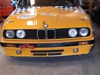 Gebraucht BMW 325 Performance 220 PS (161 kW) 1990 Gelb Limousine