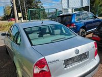 Gebraucht VW Passat Comfortline 150 PS (110 kW) 2002 Silber Limousine