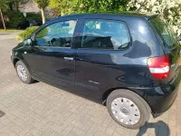 Gebraucht VW Fox 54 PS (39 kW) 2009 Schwarz Kleinwagen