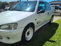 Gebraucht Peugeot 106 103 PS (75 kW) 1998 Weiß Kleinwagen