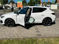 Usata Cupra Leon VZ 245 CV (180 kW) 2021 Bianco Berlina