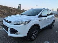 Gebraucht Ford Kuga Trend 150 PS (110 kW) 2015 Weiß SUV