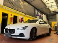 Gebraucht Maserati Ghibli 411 PS (302 kW) 2016 Weiß Limousine