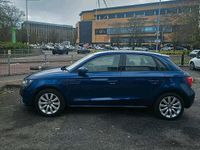 Gebraucht Audi A1 105 PS (77 kW) 2013 Blau Kleinwagen