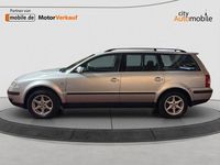 Gebraucht VW Passat 131 PS (96 kW) 2002 Silber Kombi