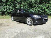 Gebraucht BMW 320 184 PS (135 kW) 2010 Schwarz Kombi