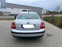 Gebraucht VW Passat Basis 102 PS (75 kW) 2001 Silber Limousine