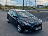 Usata Ford Focus 125 CV (91 kW) 2015 Nero Station wagon