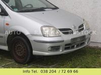 Gebraucht Nissan Almera Tino 116 PS (85 kW) 2004 Silber Van / Kleinbus