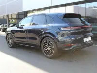 Gebraucht Porsche Cayenne E-Hybrid 470 PS (345 kW) 2026 Blau SUV